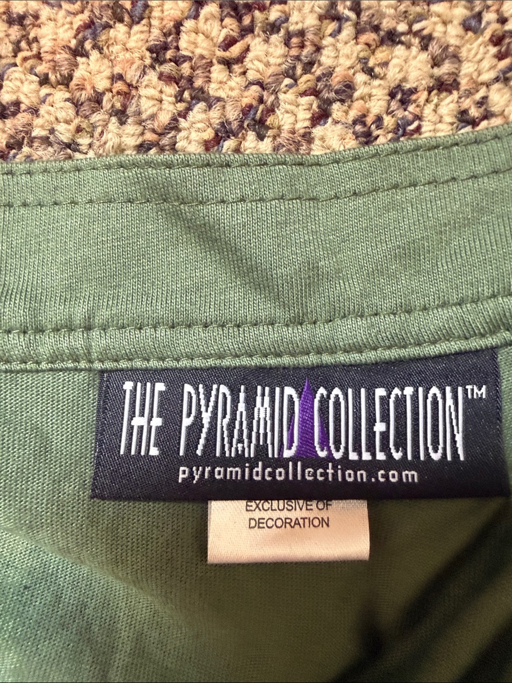 Y2K. The Pyramid Collection Olive Green Lace Micro Skirt with Decorative Belt - Picture 2 of 6